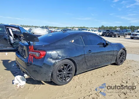 2017 Toyota 86 Base from USA, damaged, VIN JF1ZNAA15H8702601